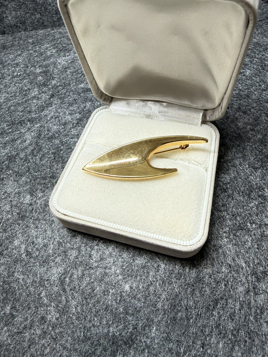 k18ブローチお買取りさせていただきました！