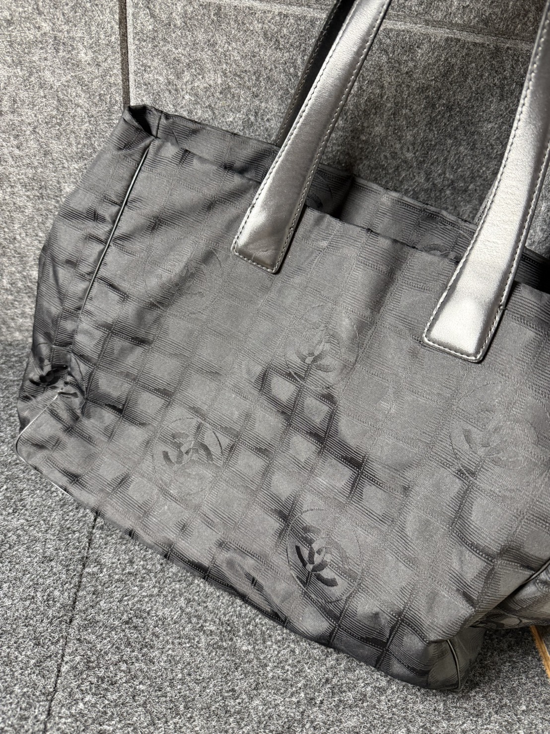 シャネル　ニュートラベルライン　トートバッグ　お買取りさせていただきました！