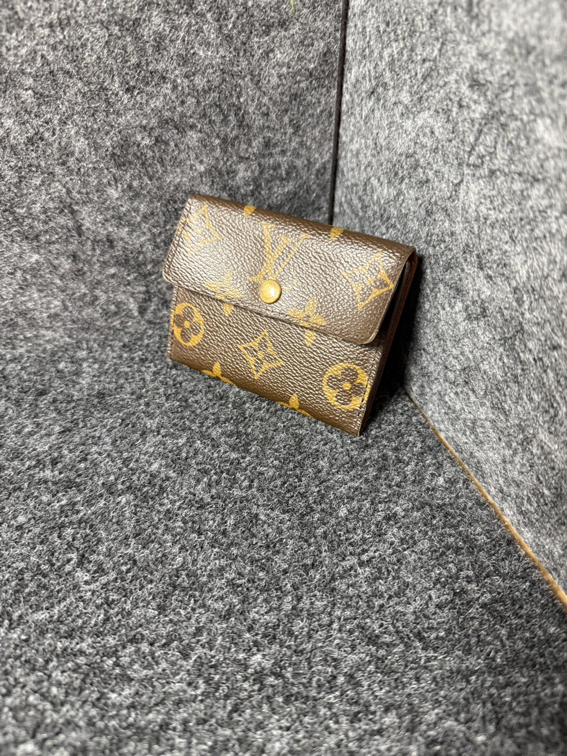 LV　ポルトフォイユモノグラムをお買取りさせていただきました！