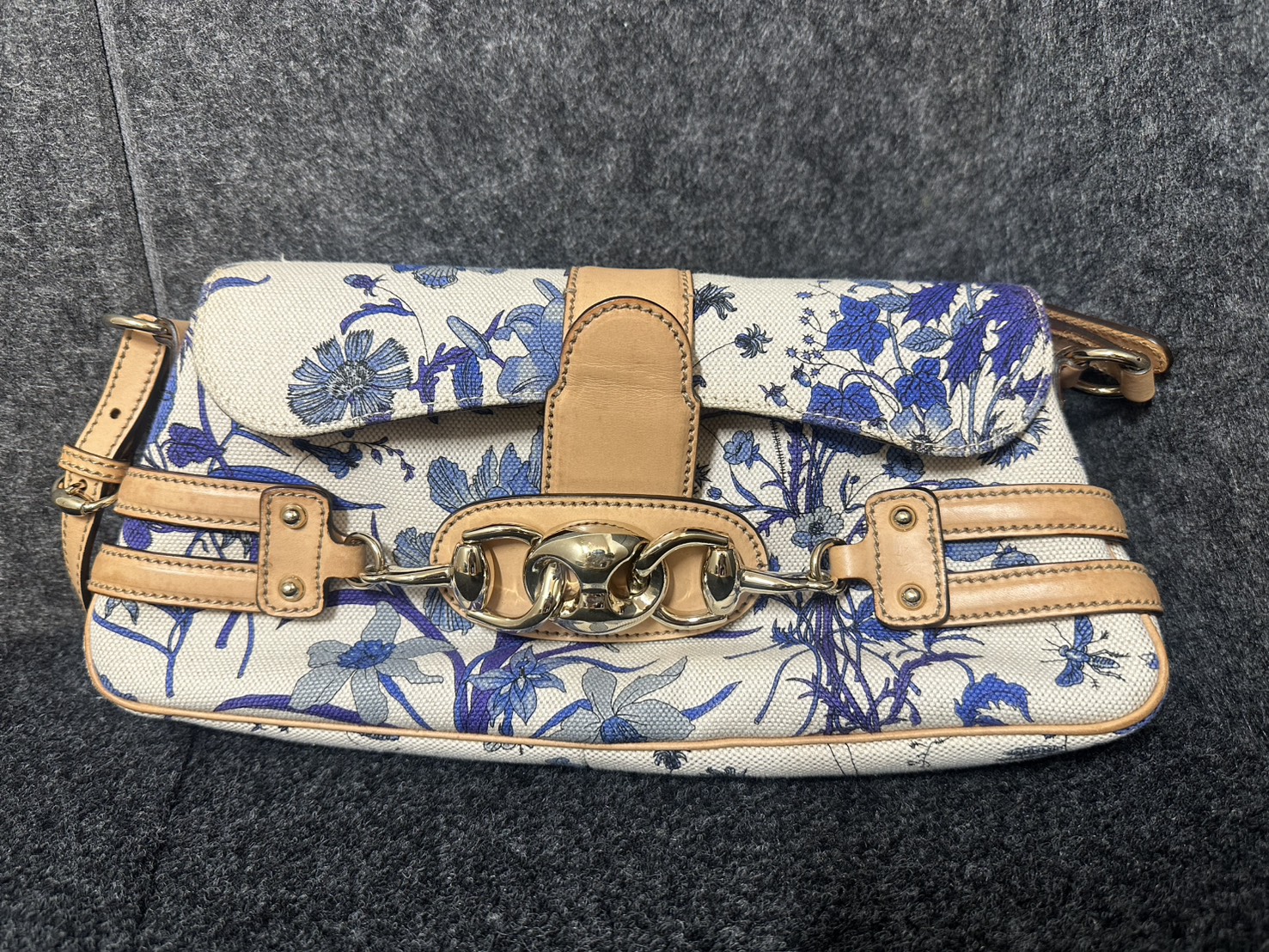 ディオール　ショルダーバックお買取りさせていただきました！